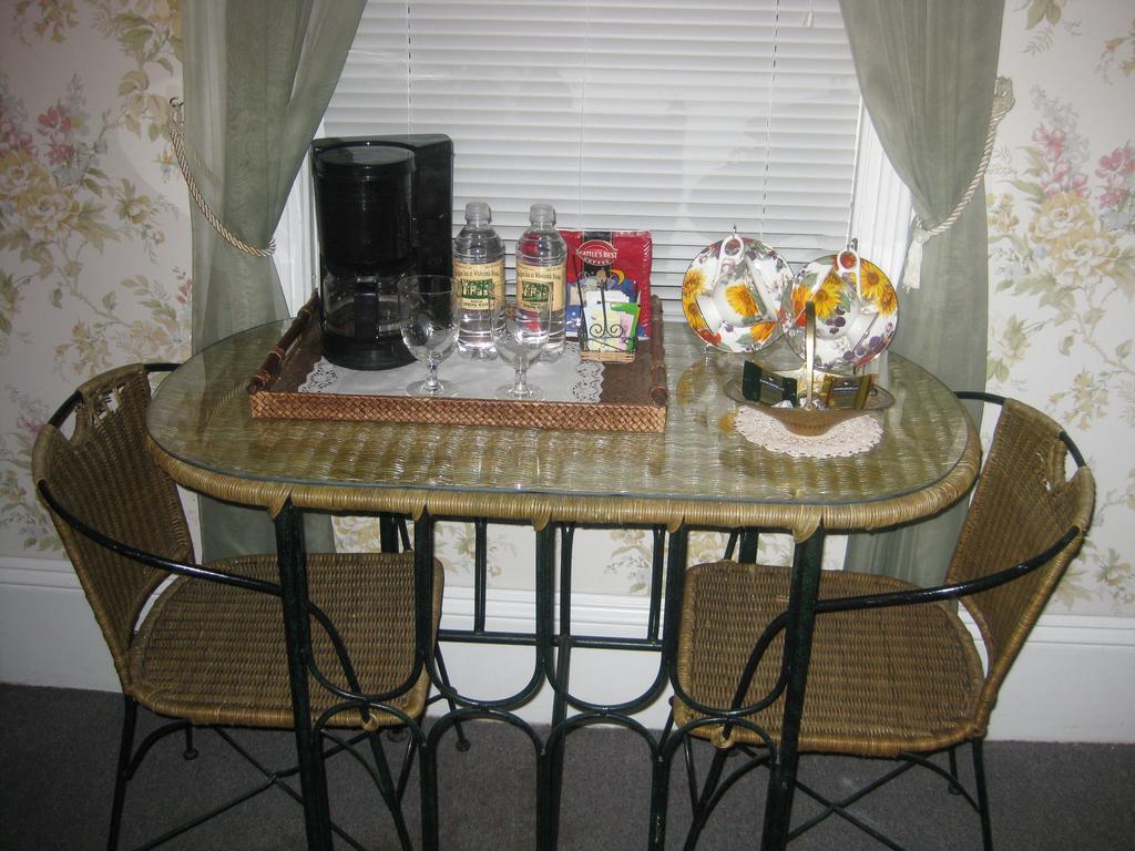 The Bridges Inn At Whitcomb House B&B Swanzey Zewnętrze zdjęcie