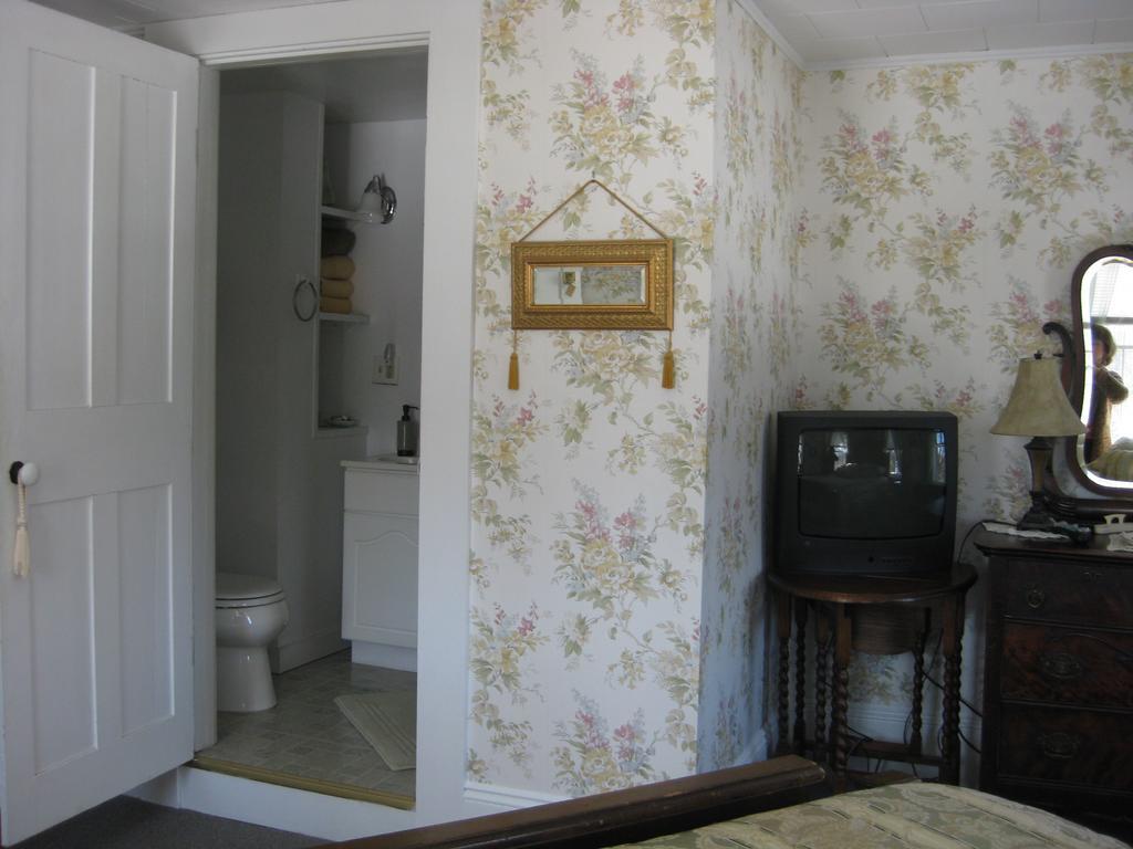 The Bridges Inn At Whitcomb House B&B Swanzey Zewnętrze zdjęcie